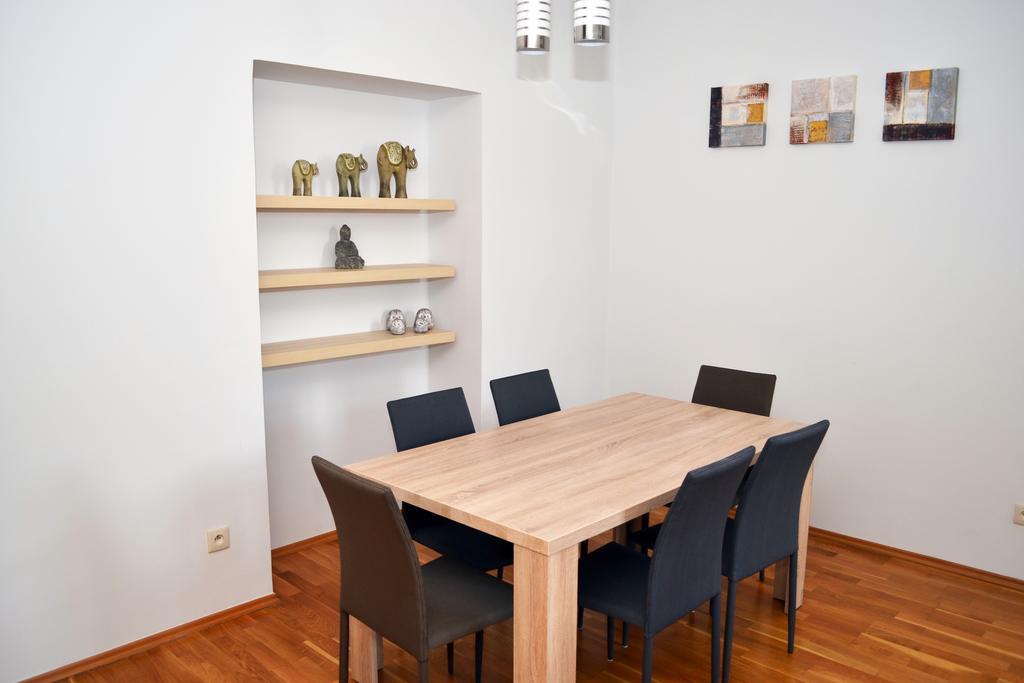 Riverside Ruterra Apartment * Prague