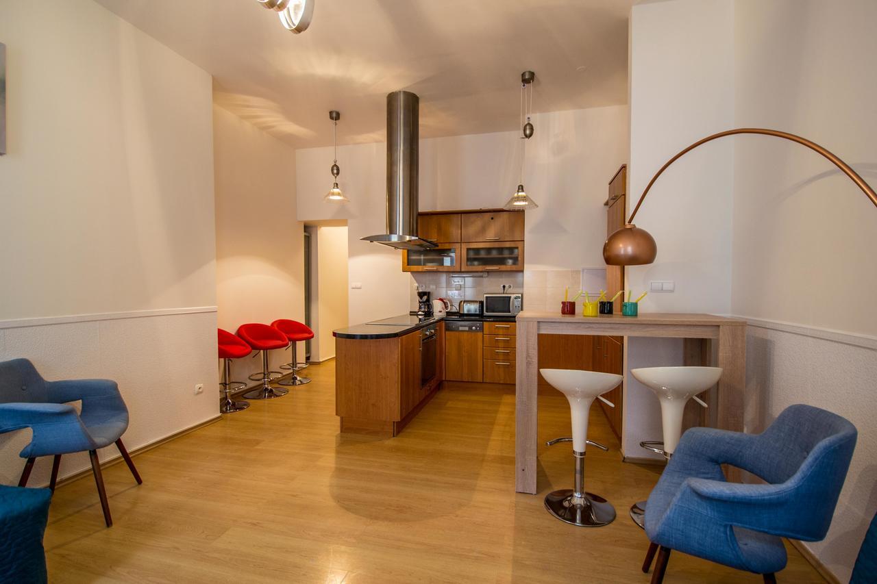 Riverside Ruterra Apartment Prague